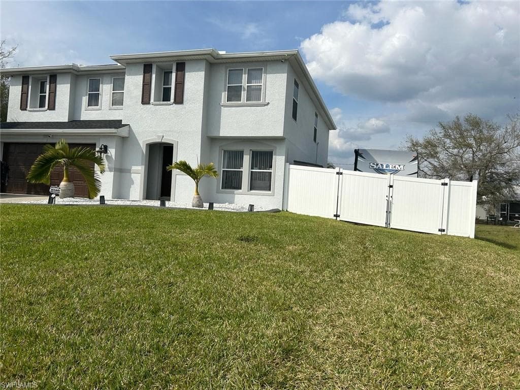517 NW 5th ST CAPE CORAL, FL 33993