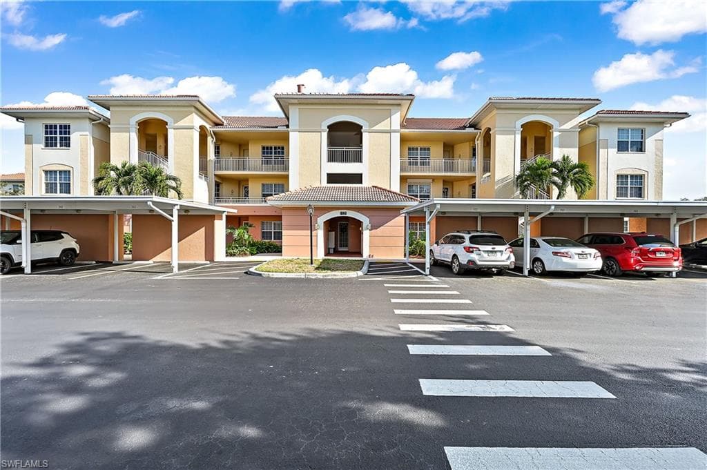 1121 Van Loon Commons CIR 302 CAPE CORAL, FL 33909