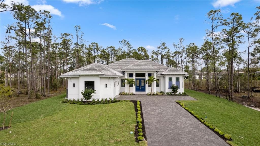 25381 Divot DR BONITA SPRINGS, FL 34135