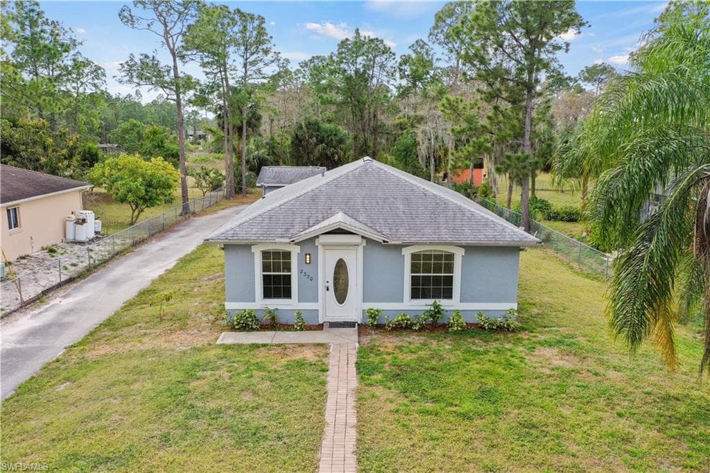 2370 31st AVE NE NAPLES, FL 34120