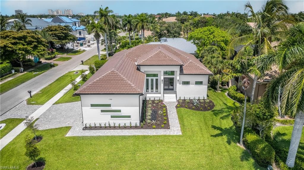 1780 Ludlow RD MARCO ISLAND, FL 34145