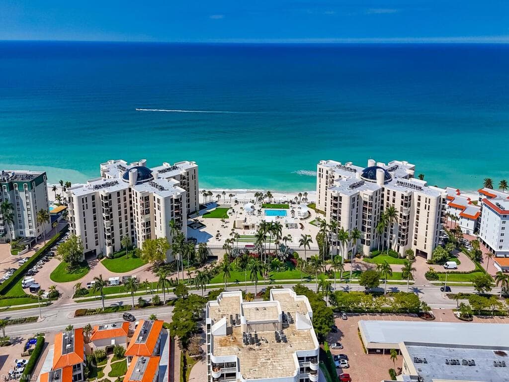 3115 Gulf Shore BLVD N 203S NAPLES, FL 34103