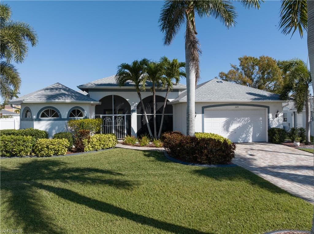 1633 SE 19th LN CAPE CORAL, FL 33990