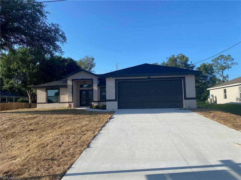 3805 16th ST W LEHIGH ACRES, FL 33971