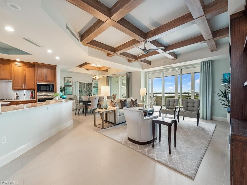 4851 Bonita Bay BLVD 403 BONITA SPRINGS, FL 34134