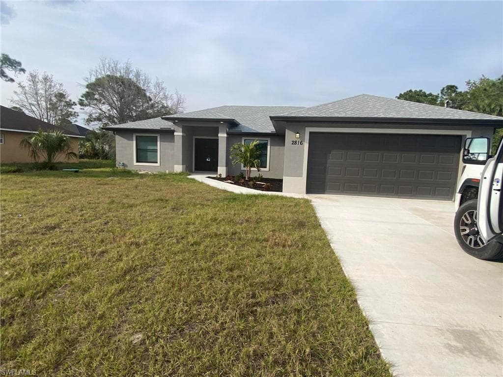 2816 10th ST W LEHIGH ACRES, FL 33971