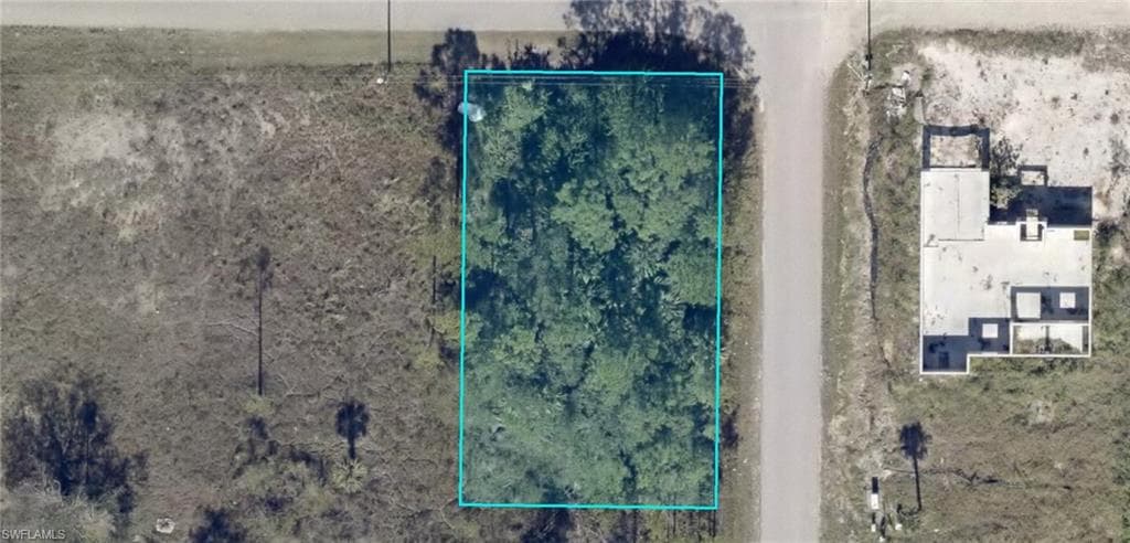 3301 32nd ST W LEHIGH ACRES, FL 33971