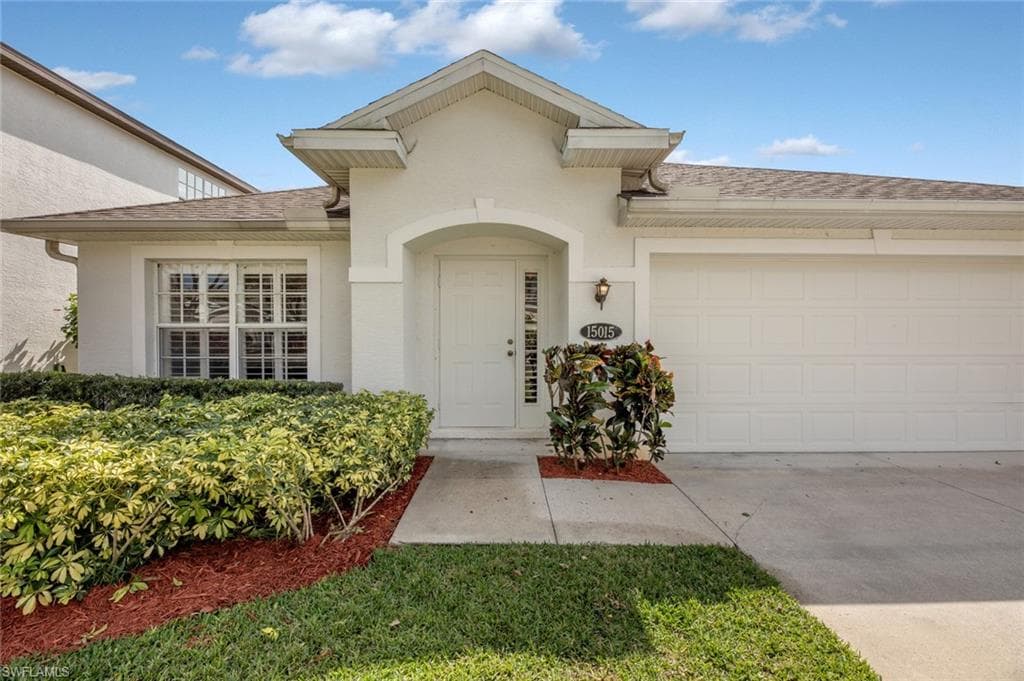 15015 Savannah DR NAPLES, FL 34119
