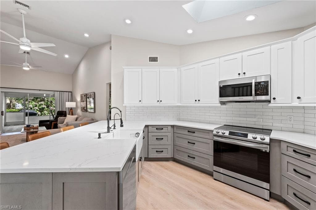 21703 Sungate CT ESTERO, FL 33928