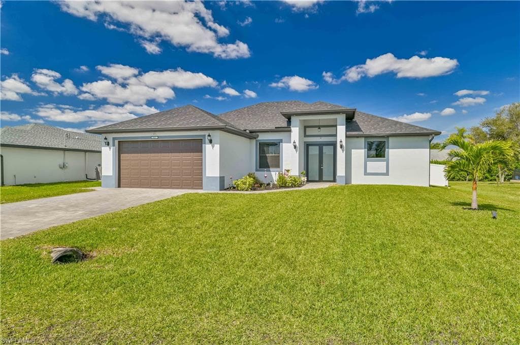 907 10th ST CAPE CORAL, FL 33909
