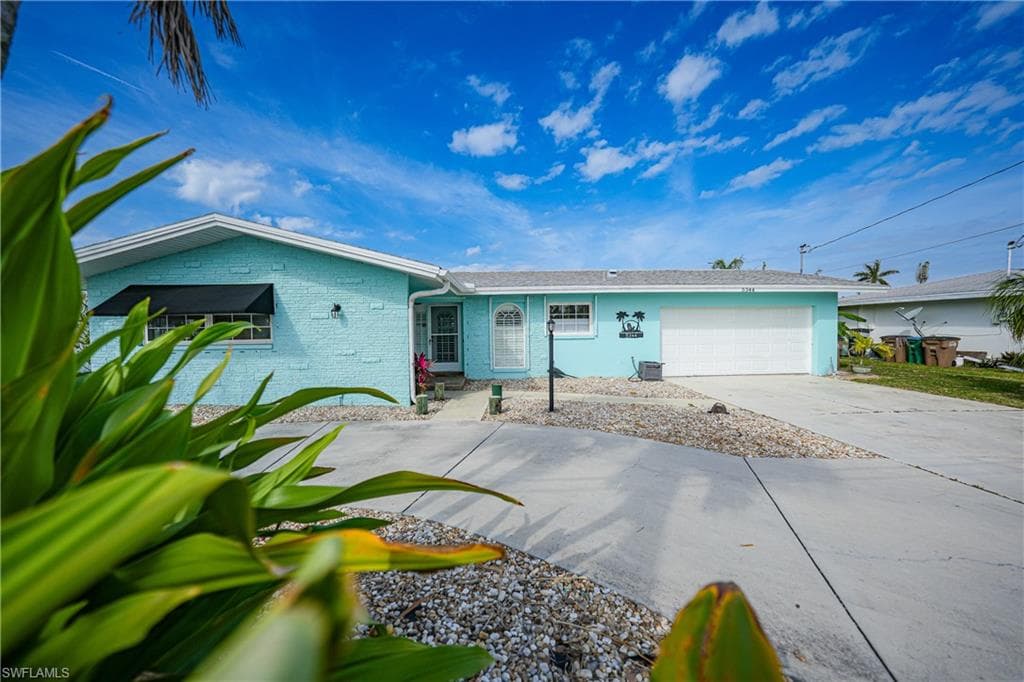 5344 Coral AVE CAPE CORAL, FL 33904