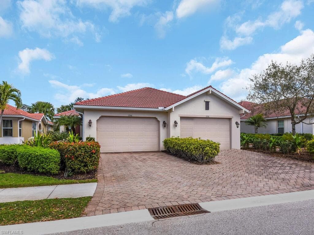 13346 Kent ST NAPLES, FL 34109