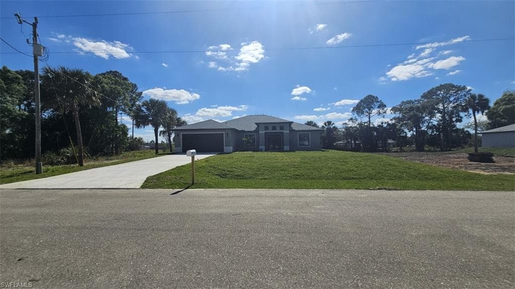 710 Connecticut LN LEHIGH ACRES, FL 33936