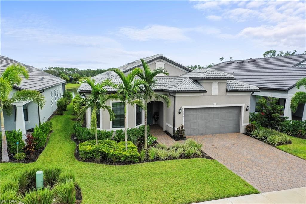19701 Aqua View LN FORT MYERS, FL 33913