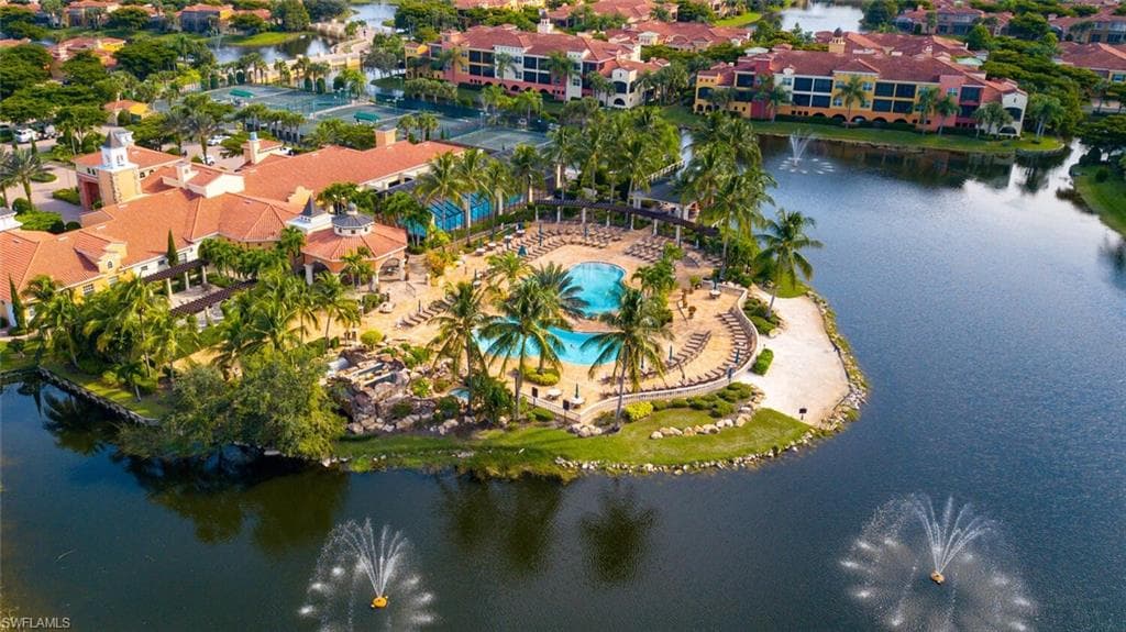 8524 VIA LUNGOMARE CIR 201 ESTERO, FL 33928