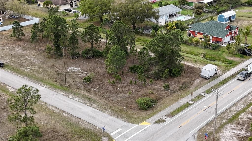 923 Venice AVE N LEHIGH ACRES, FL 33971