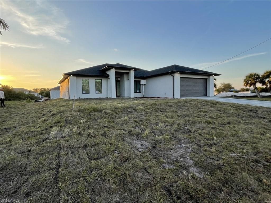 326 Peerless ST LEHIGH ACRES, FL 33974