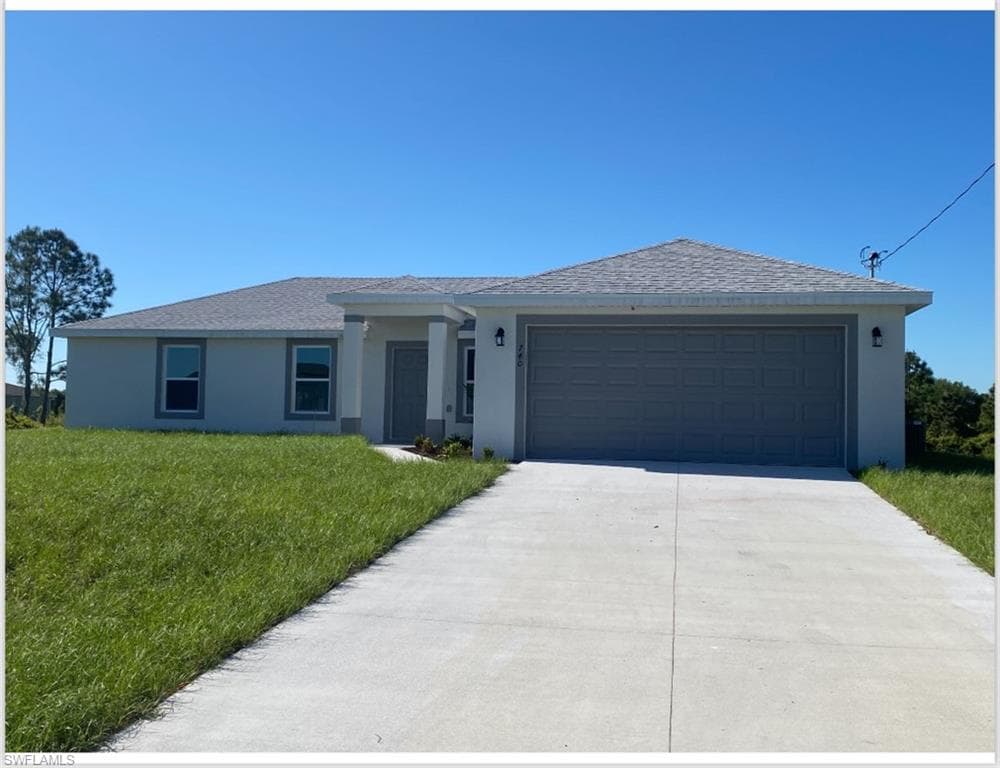 740 Foxtail ST E LEHIGH ACRES, FL 33974
