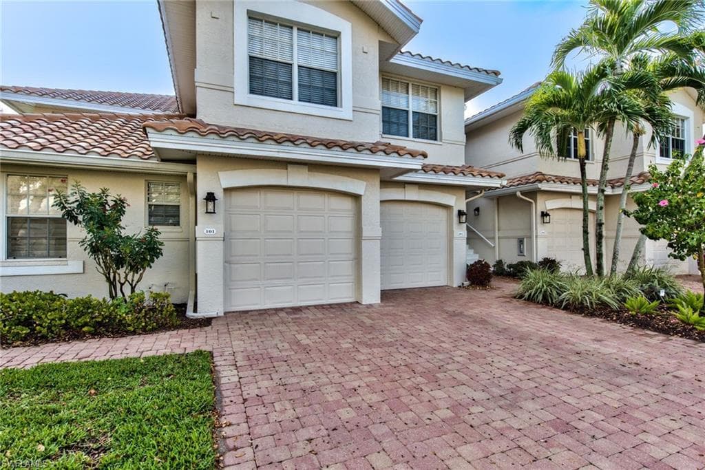 25051 Ballycastle CT 202 BONITA SPRINGS, FL 34134