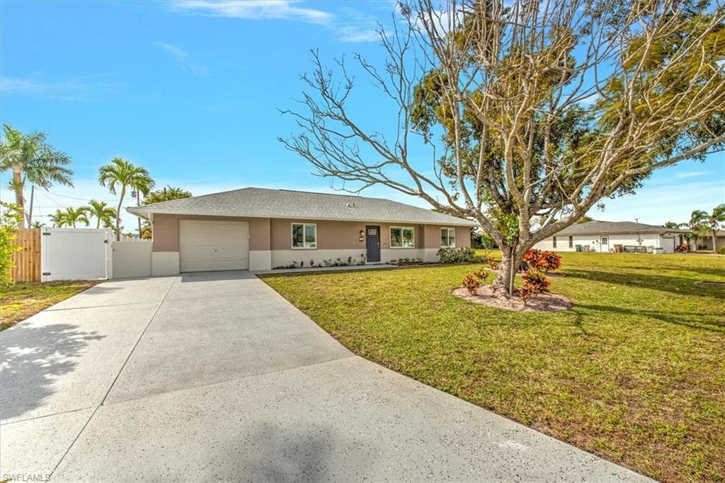 416 SW 38th TER CAPE CORAL, FL 33914