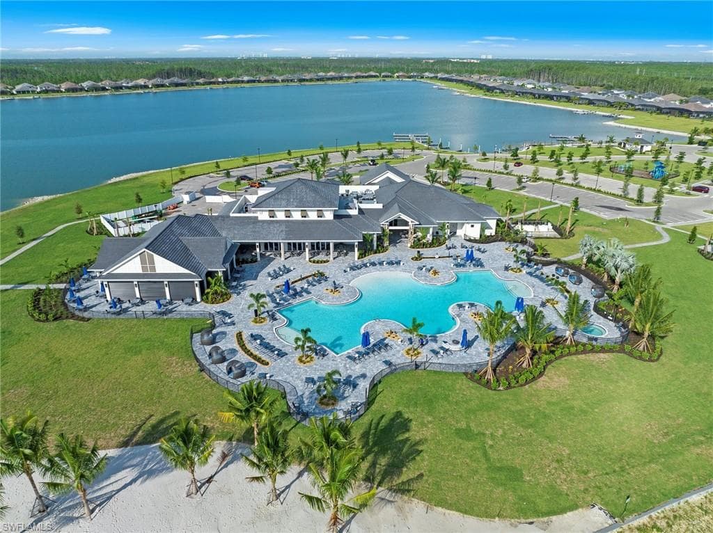 17211 Blue Sapphire DR FORT MYERS, FL 33913