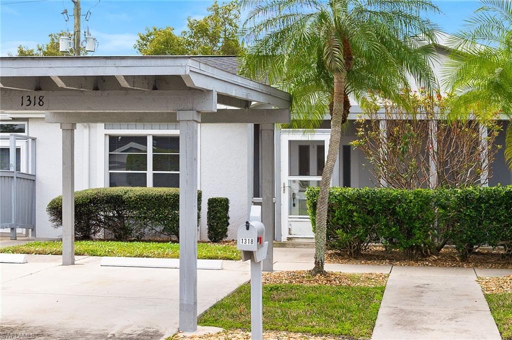 1318 Sandtrap DR FORT MYERS, FL 33919
