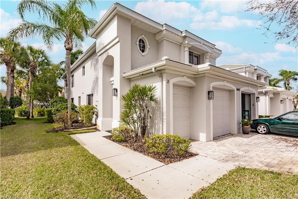 8400 Southbridge DR 2 ESTERO, FL 33967