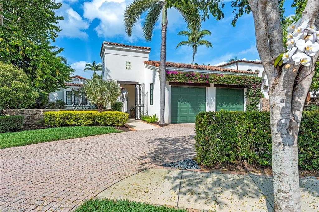 16631 Cortona LN NAPLES, FL 34110