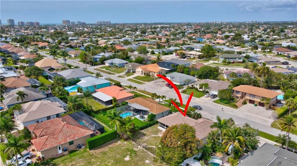 1561 Honeysuckle AVE MARCO ISLAND, FL 34145