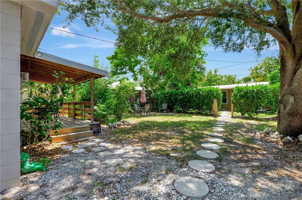 3100 Connecticut AVE NAPLES, FL 34112