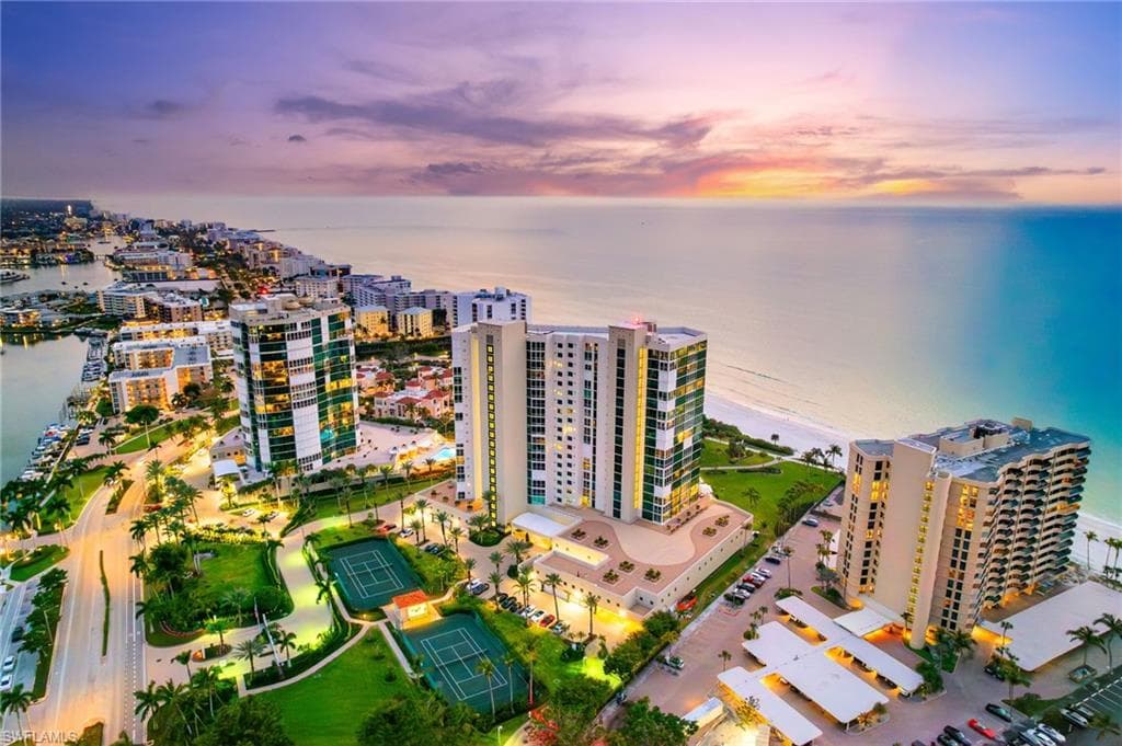 3991 Gulf Shore BLVD N 1004 NAPLES, FL 34103