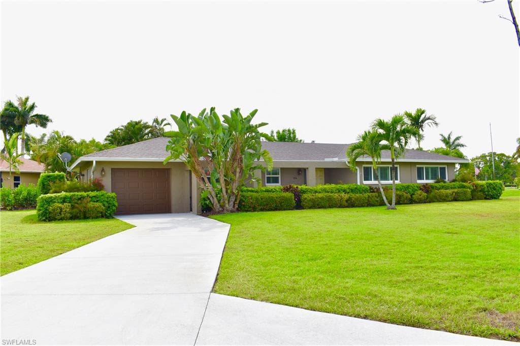 254 Pine Valley CIR NAPLES, FL 34113