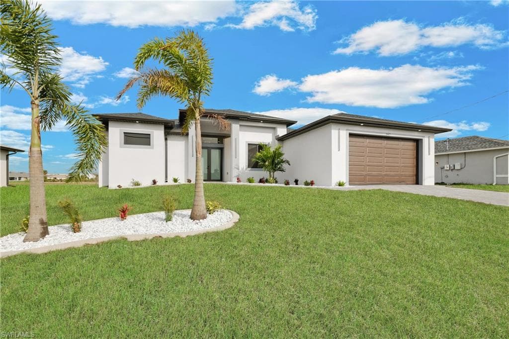 347 SW 31st PL CAPE CORAL, FL 33991