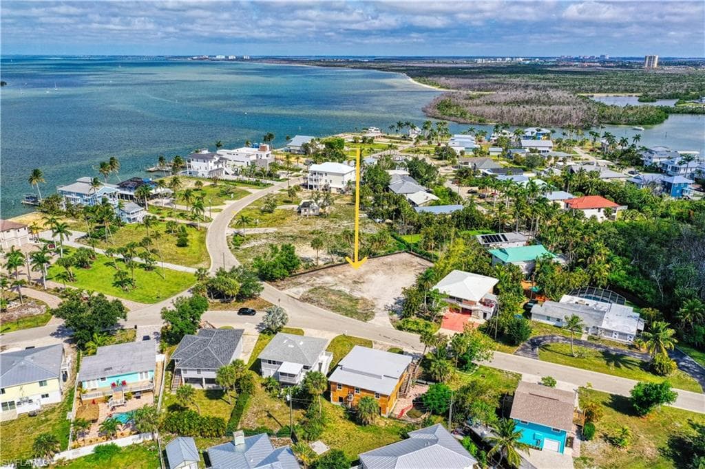 961 San Carlos CT FORT MYERS BEACH, FL 33931