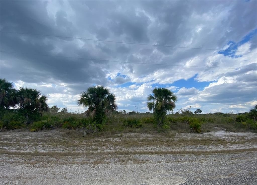 2912 72nd ST W LEHIGH ACRES, FL 33971
