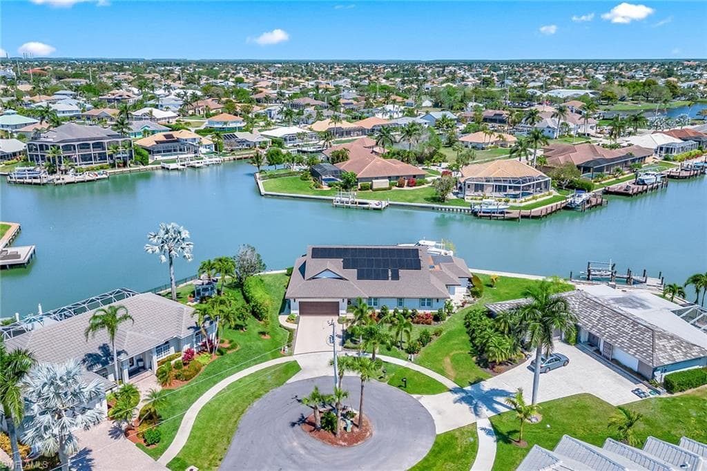 1236 Lamplighter CT MARCO ISLAND, FL 34145