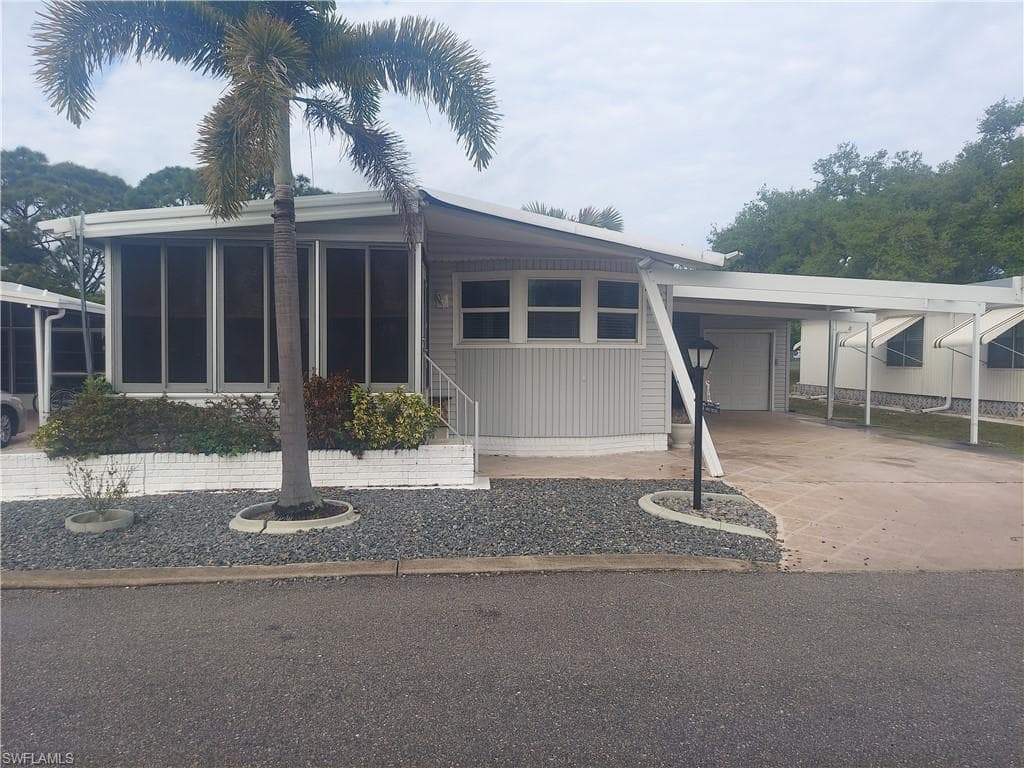 351 Nicklaus BLVD NORTH FORT MYERS, FL 33903