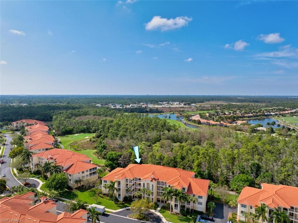 4843 Hampshire CT 2-103 NAPLES, FL 34112