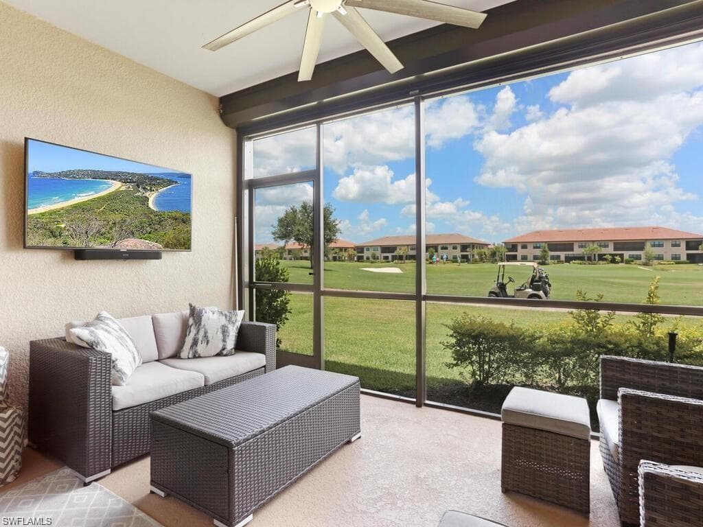 9378 Pocida CT 101 NAPLES, FL 34119