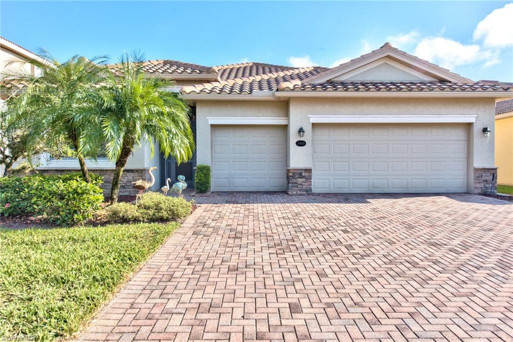 21608 Bella Terra BLVD ESTERO, FL 33928