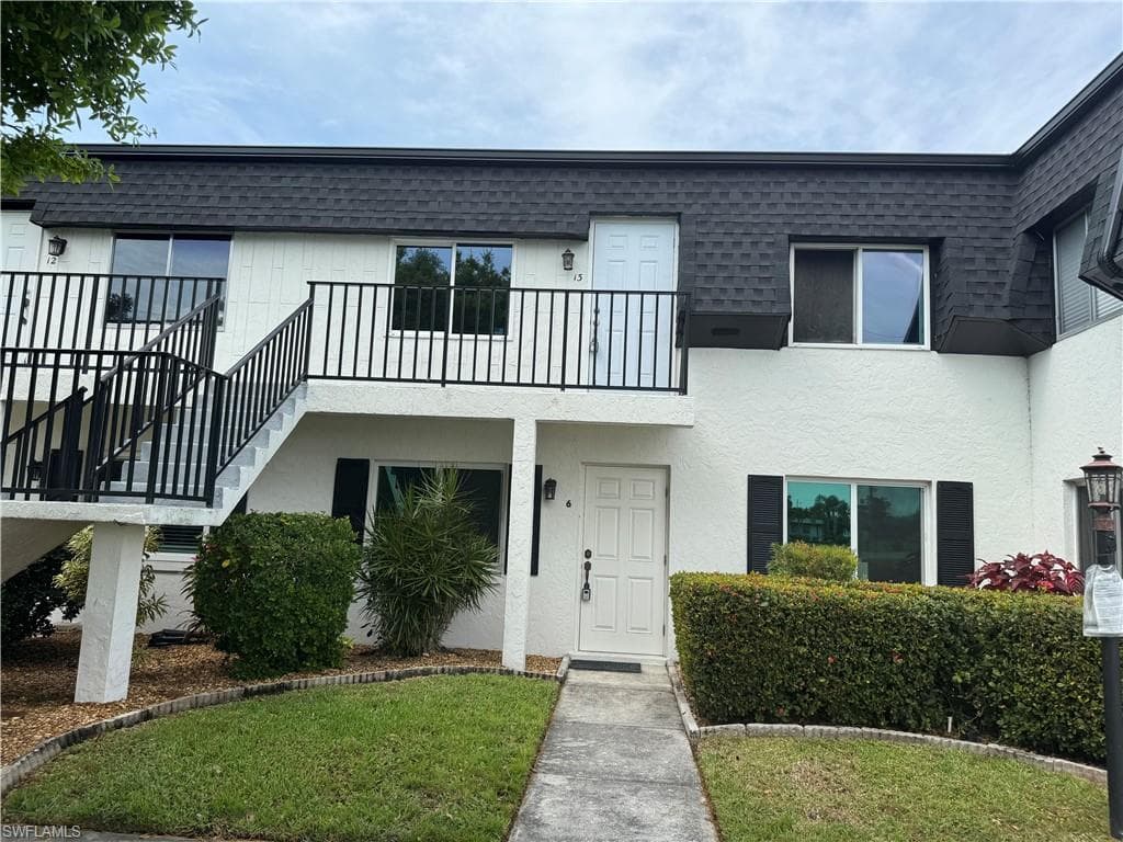 4722 SE 1st PL 13 CAPE CORAL, FL 33904
