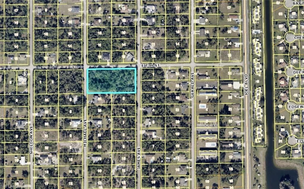 2004 E 7th ST LEHIGH ACRES, FL 33936