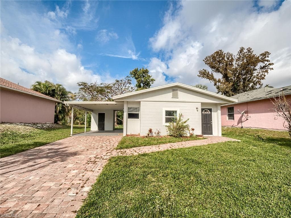 15300 Johnson ST FORT MYERS, FL 33908