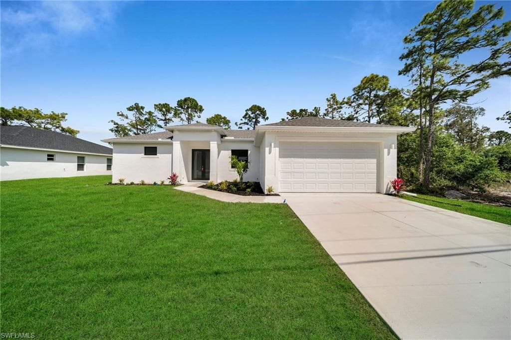 3804 40th ST SW LEHIGH ACRES, FL 33976