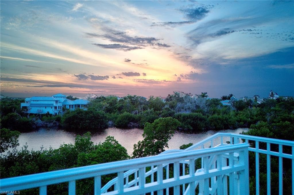 874 Hideaway CIR W MARCO ISLAND, FL 34145