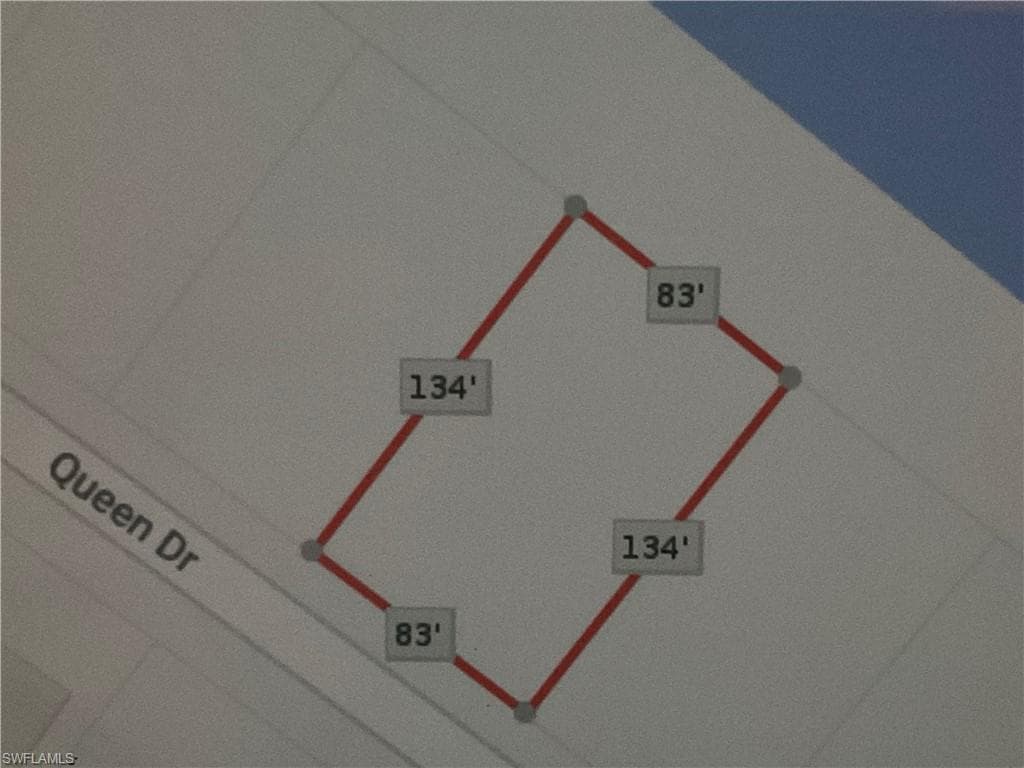 2622 Queen DR LEHIGH ACRES, FL 33971