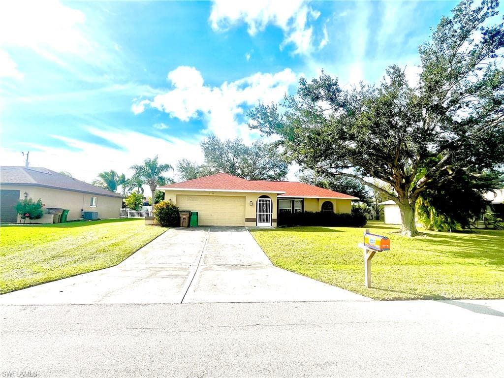 2110 SE 8th PL CAPE CORAL, FL 33990