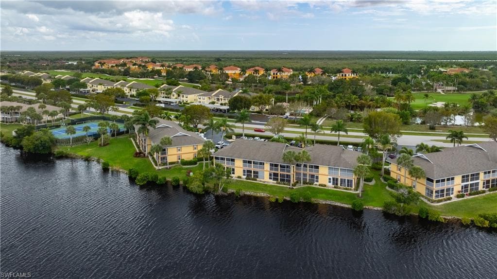 1295 Mainsail DR 914 NAPLES, FL 34114
