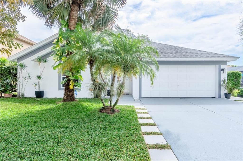7700 Citrus Hill LN NAPLES, FL 34109
