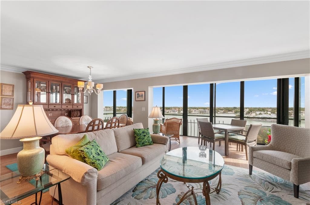 3430 Gulf Shore BLVD N 7C NAPLES, FL 34103